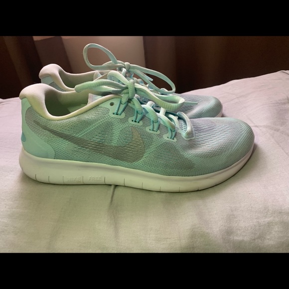 Nike Free Run Flyknit - Picture 3 of 7